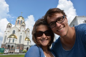 Auch schon einem gefühlten Monat her: ER, SIE, die Kathedrale auf dem Blut in Jekaterinburg