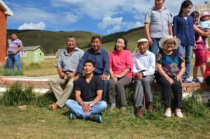 Toushe (vorne) mit seiner Familie
