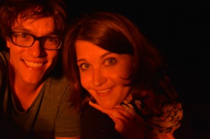 ER und SIE am Lagerfeuer