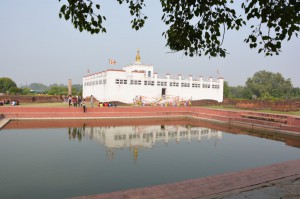 Im Inneren dieses Tempels liegt der "Marker Stone", der Geburtsort Buddhas
