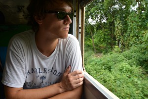 In der Ringbahn um Rangun